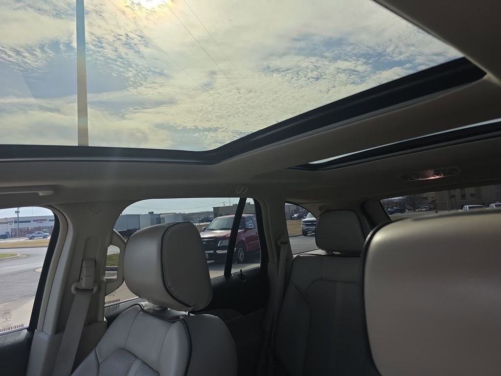 2015 Lincoln MKX Base