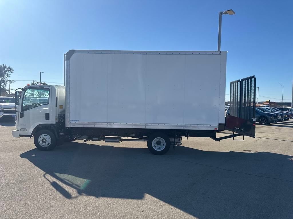 2024 Chevrolet Low Cab Forward 3500 1WT