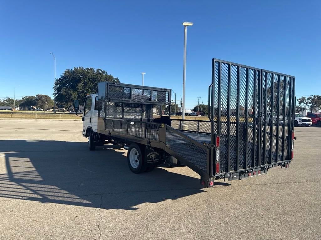 2025 Chevrolet Low Cab Forward 4500 1WT