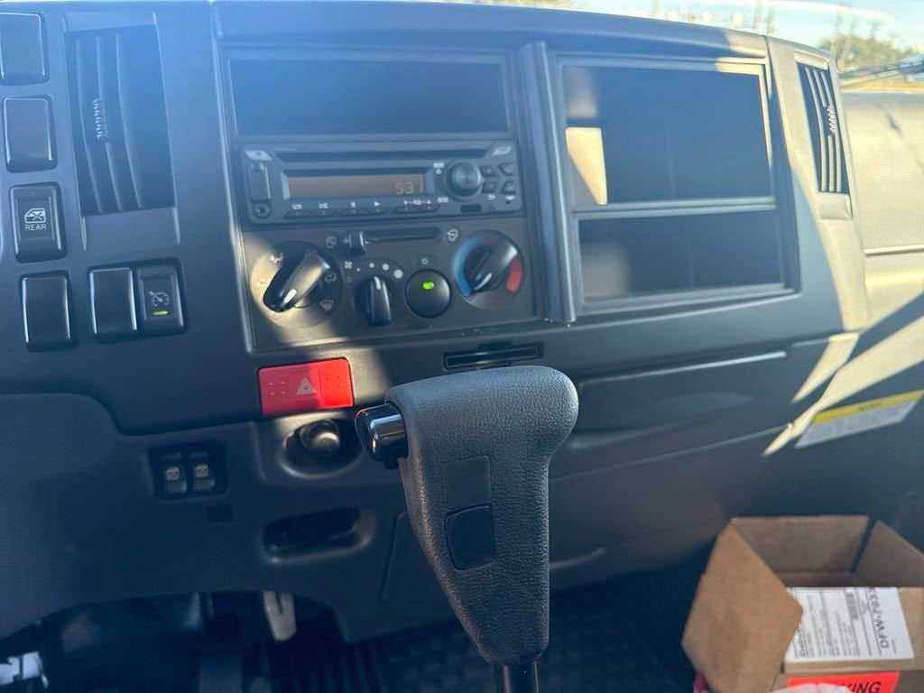 2025 Chevrolet Low Cab Forward 4500 1WT