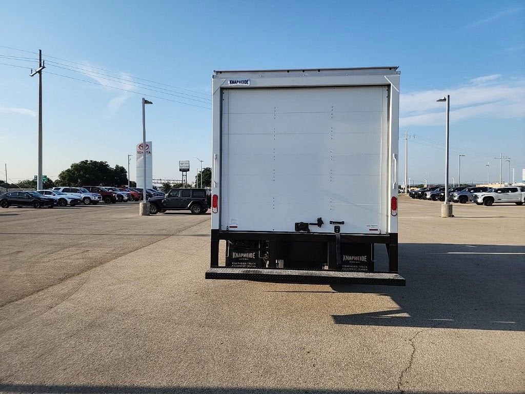 2024 Chevrolet Low Cab Forward 4500 1WT