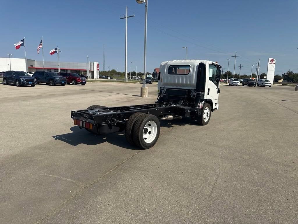 2025 Chevrolet Low Cab Forward 4500 1WT