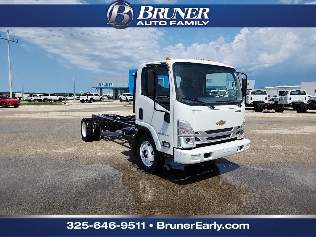 2025 Chevrolet Low Cab Forward 5500 HG 1WT