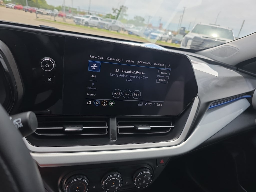 2025 Chevrolet Trax LS